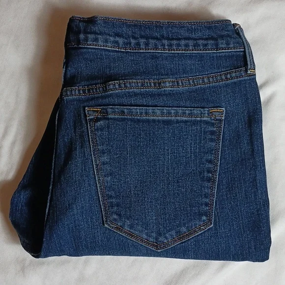Old Navy Jeans Curvy Profile Mid Rise Dark Wash Ankle Stretchy Chic Size 12 - Picture 8 of 9